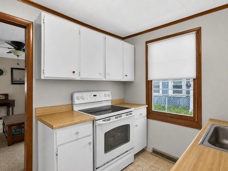 105 Edgewood Avenue Crystal Lake IL 60014