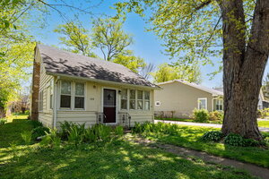 Photo of 105 Edgewood Avenue Crystal Lake IL 60014