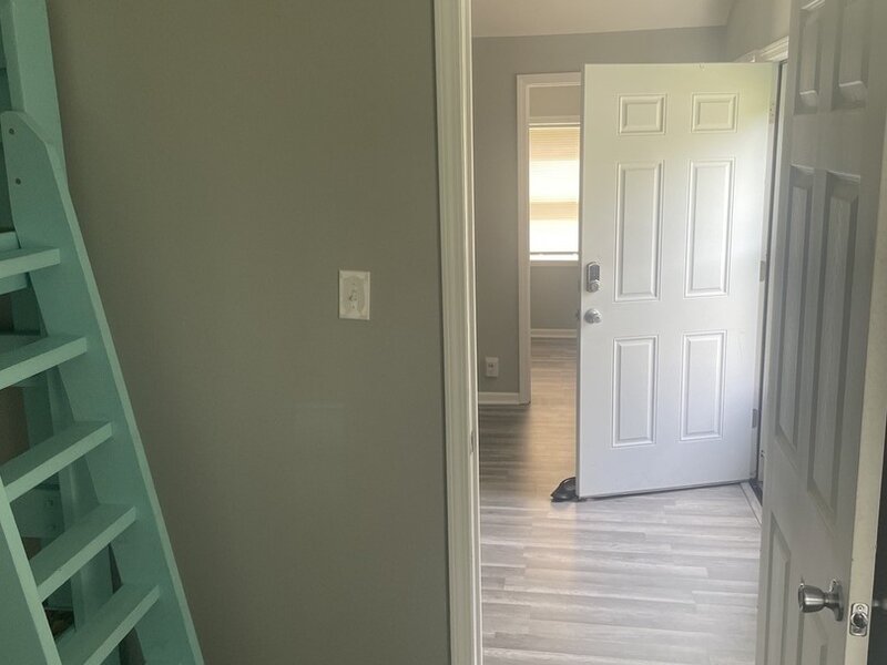 5215 W Orchard Drive Mchenry IL 60050