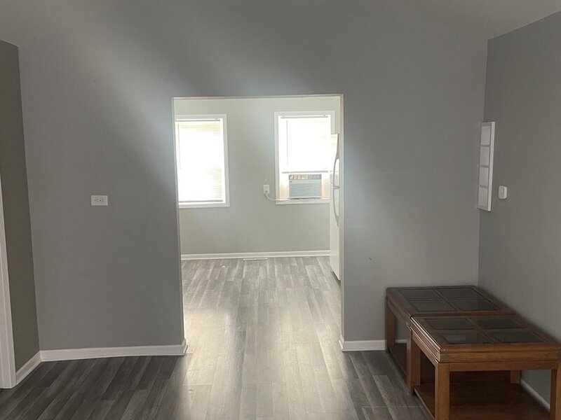 5215 W Orchard Drive Mchenry IL 60050