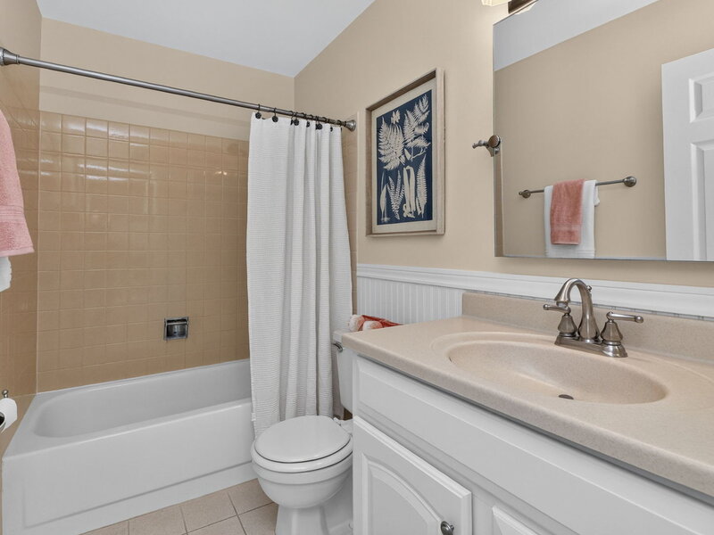363 Pembroke Lane Glen Ellyn IL 60137