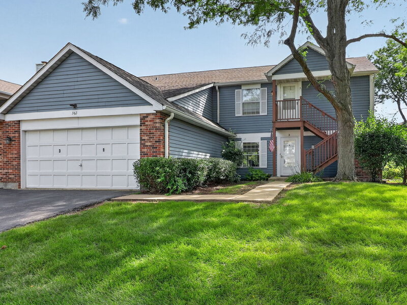 363 Pembroke Lane Glen Ellyn IL 60137