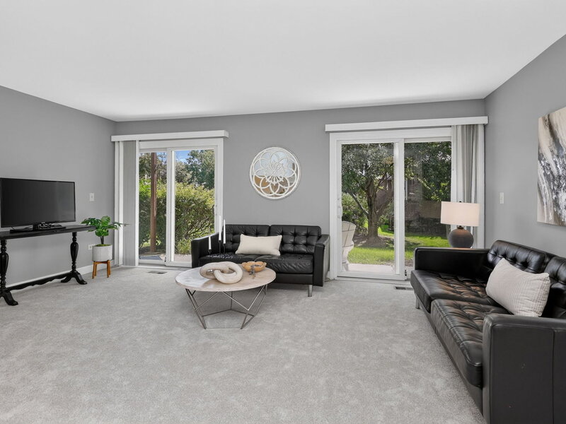 363 Pembroke Lane Glen Ellyn IL 60137