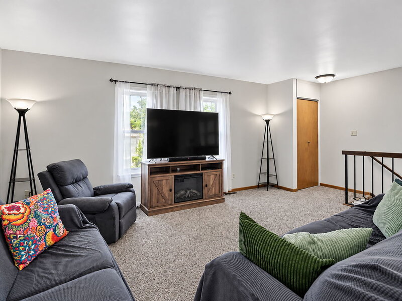 1534 Timberwood Court Sycamore IL 60178