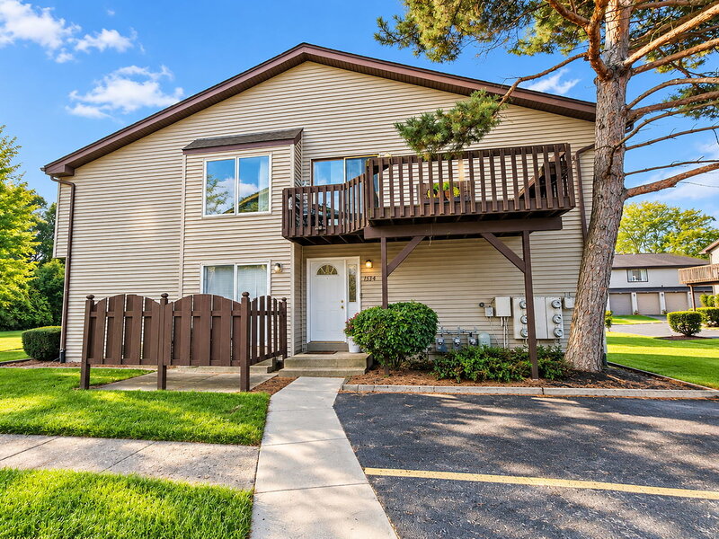 1534 Timberwood Court Sycamore IL 60178