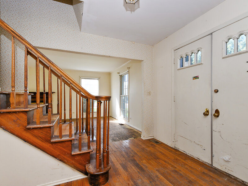 130 Westhampton Court Aurora IL 60504