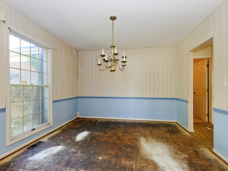 130 Westhampton Court Aurora IL 60504
