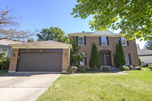 Photo of 130 Westhampton Court Aurora IL 60504