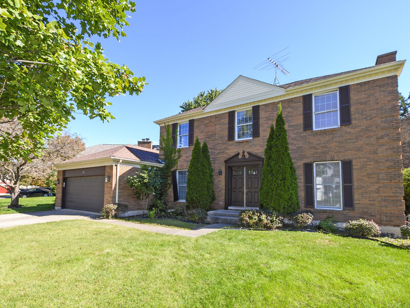 130 Westhampton Court Aurora IL 60504