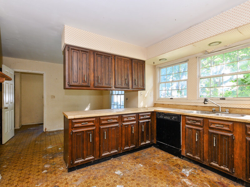 130 Westhampton Court Aurora IL 60504