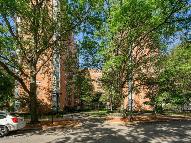 4970 N Marine Drive Chicago IL 60640
