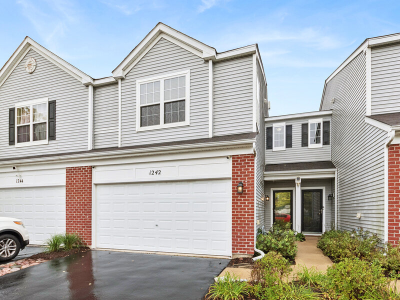 1242 Courtland Circle Plainfield IL 60586
