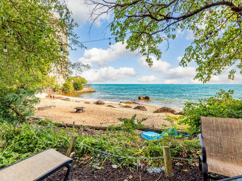 7321 S South Shore Drive Chicago IL 60649