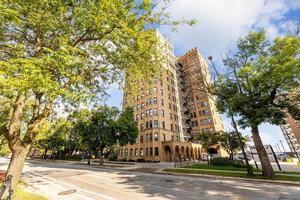 Photo of 7321 S South Shore Drive Chicago IL 60649 Unit 2B