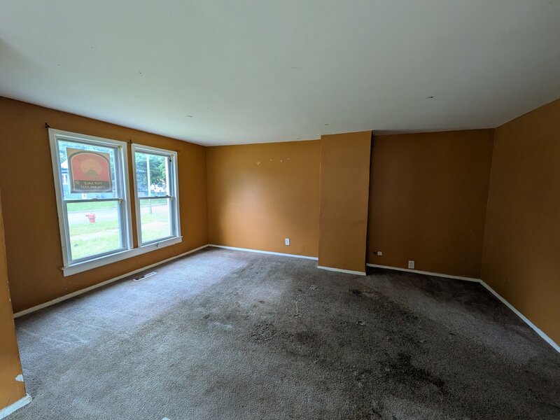 11833 S Harvard Avenue Chicago IL 60628