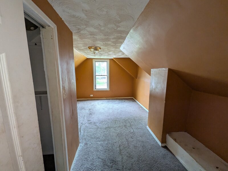 11833 S Harvard Avenue Chicago IL 60628