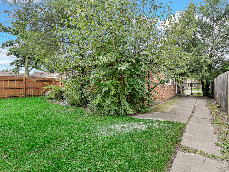 14905 Edbrooke Avenue Dolton IL 60419