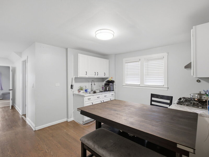 4918 W Winnemac Avenue Chicago IL 60630