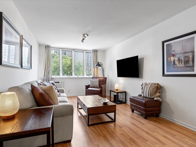 1419 N State Parkway Chicago IL 60610