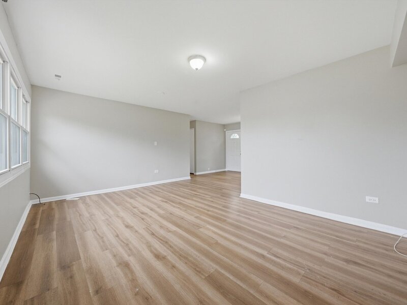 16353 Sawyer Avenue Markham IL 60428
