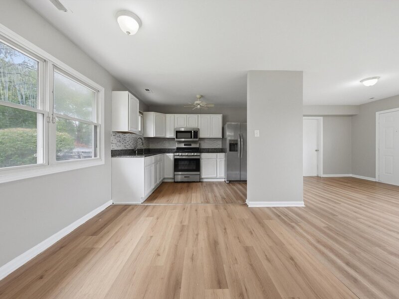 16353 Sawyer Avenue Markham IL 60428