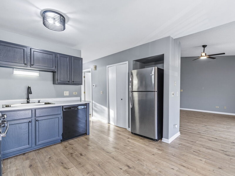 1820 W Highland Avenue Elgin IL 60123