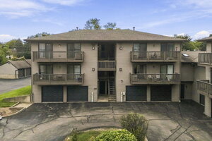 Photo of 1820 W Highland Avenue Elgin IL 60123