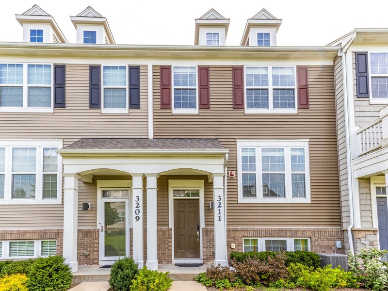 3211 Coral Lane Glenview IL 60026