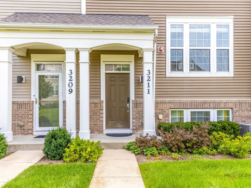 3211 Coral Lane Glenview IL 60026