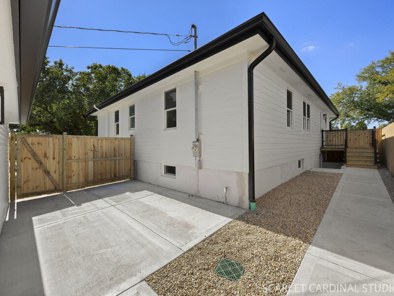 606 E Washington Street Villa Park IL 60181