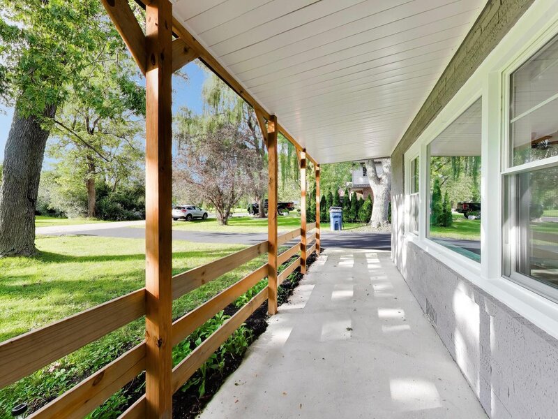 48 N Pleasant Road Lake Zurich IL 60047