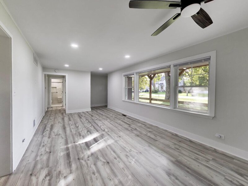 48 N Pleasant Road Lake Zurich IL 60047