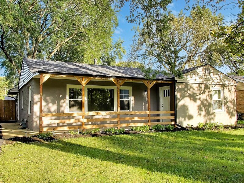 48 N Pleasant Road Lake Zurich IL 60047