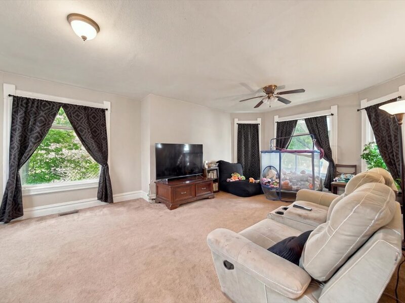 312 S Dement Avenue Dixon IL 61021
