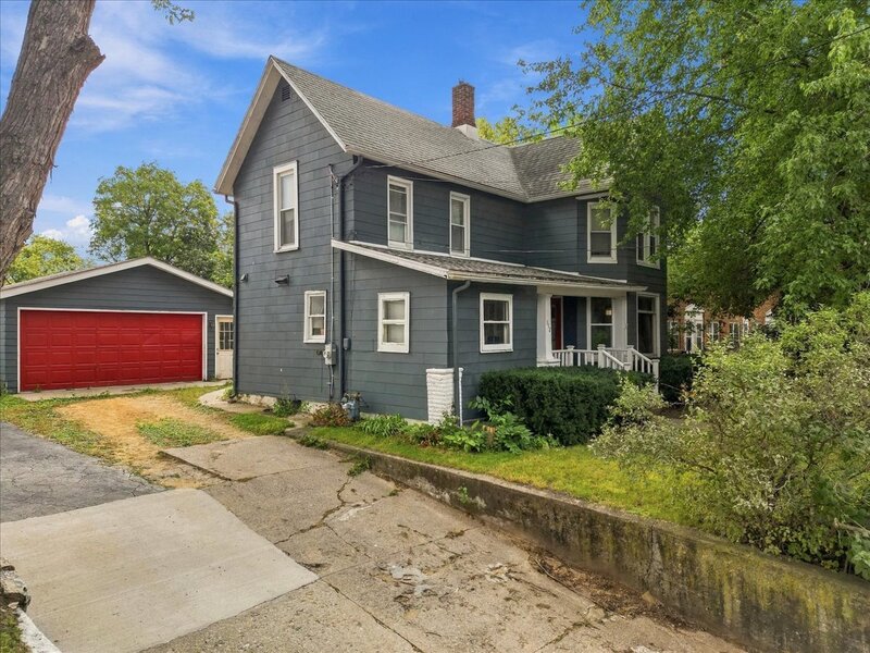 312 S Dement Avenue Dixon IL 61021