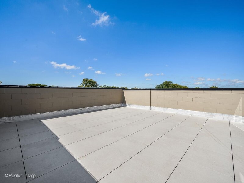 1821 N Kimball Avenue Chicago IL 60647