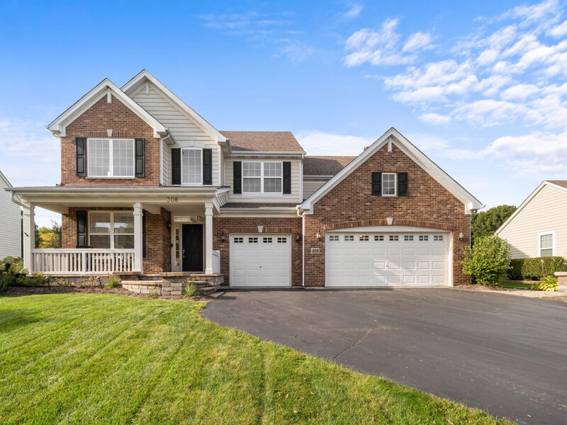 308 Comstock Drive Elgin IL 60124