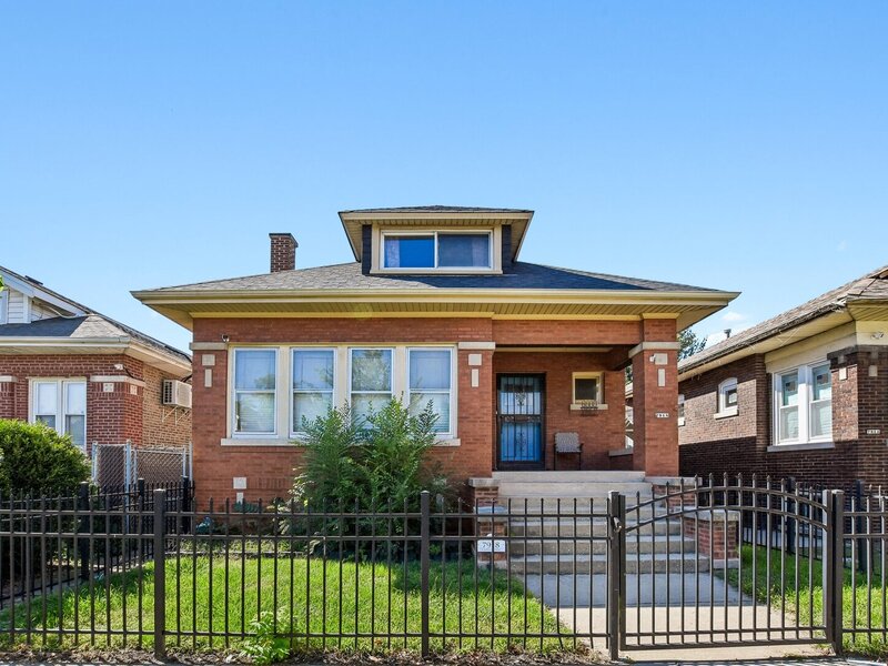 7918 S Luella Avenue Chicago IL 60617