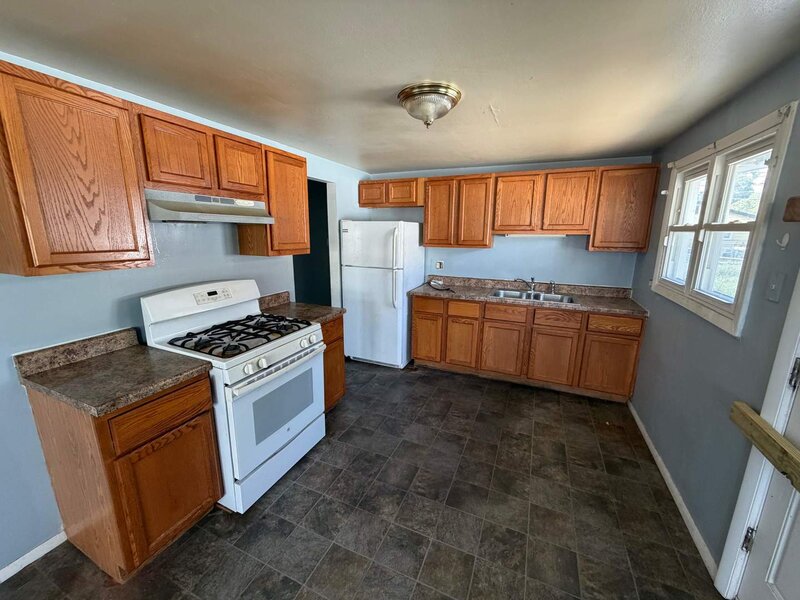3227 Nelson Avenue Robbins IL 60472