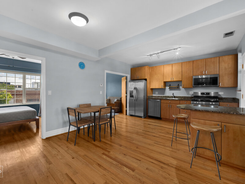 2546 W George Street Chicago IL 60618