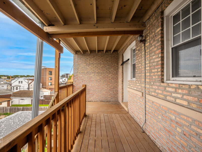 2546 W George Street Chicago IL 60618
