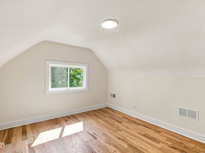 5722 W Grover Street Chicago IL 60630