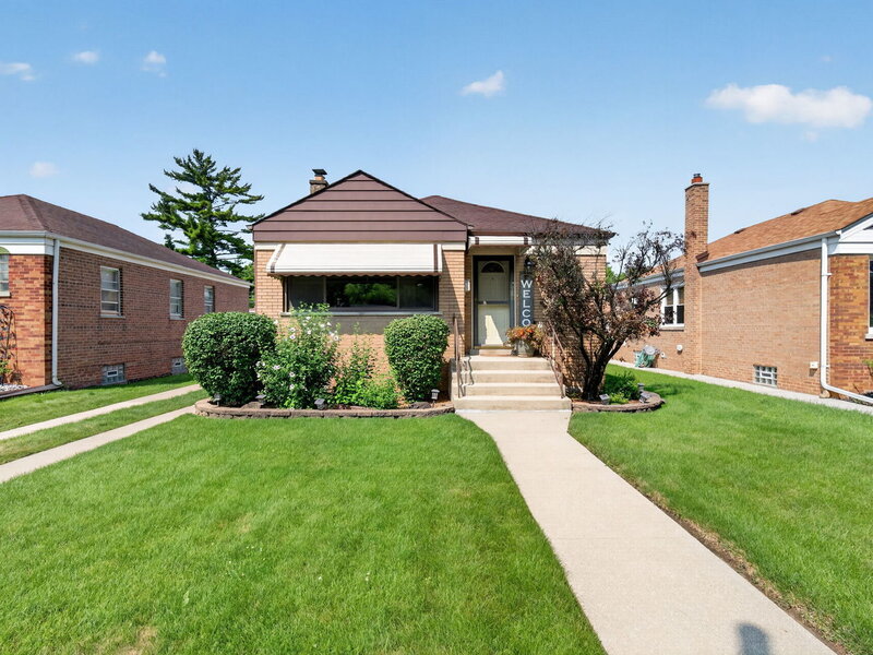 9628 S Utica Avenue Evergreen Park IL 60805
