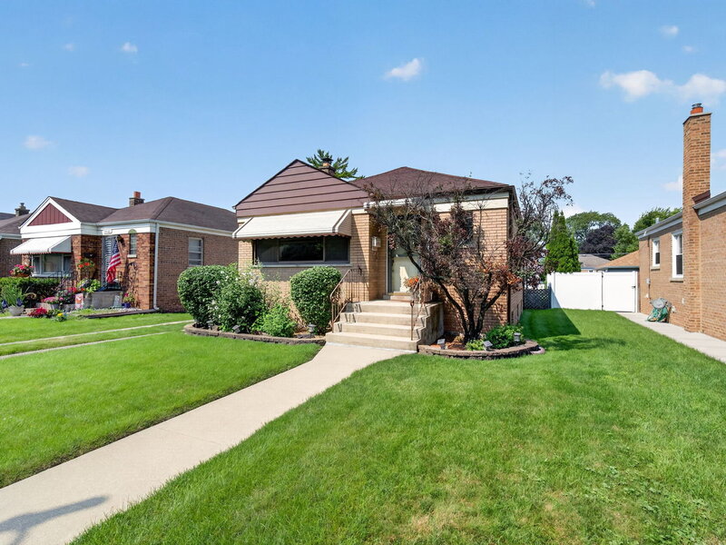 9628 S Utica Avenue Evergreen Park IL 60805