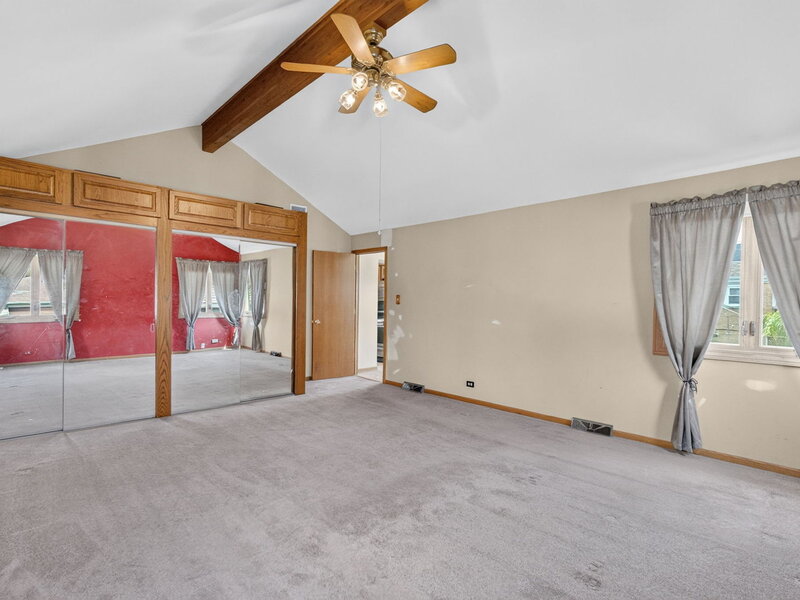 9628 S Utica Avenue Evergreen Park IL 60805