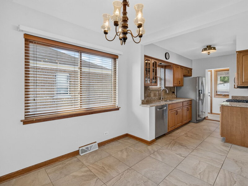 9628 S Utica Avenue Evergreen Park IL 60805