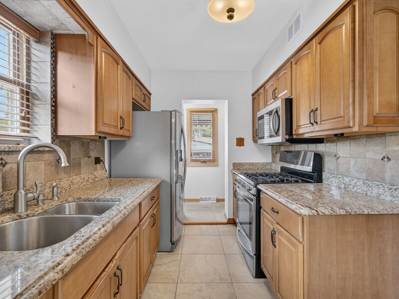 9628 S Utica Avenue Evergreen Park IL 60805