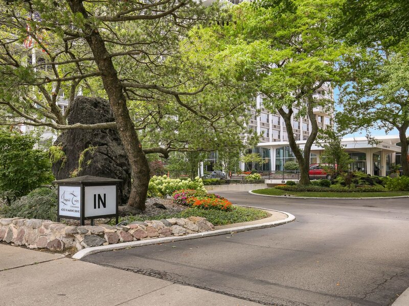 4250 N Marine Drive Chicago IL 60613