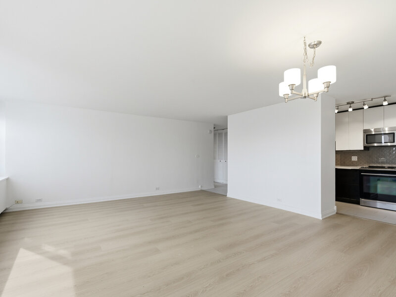 4250 N Marine Drive Chicago IL 60613