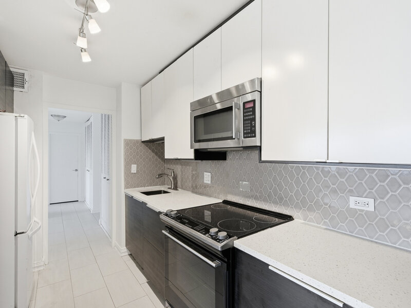 4250 N Marine Drive Chicago IL 60613